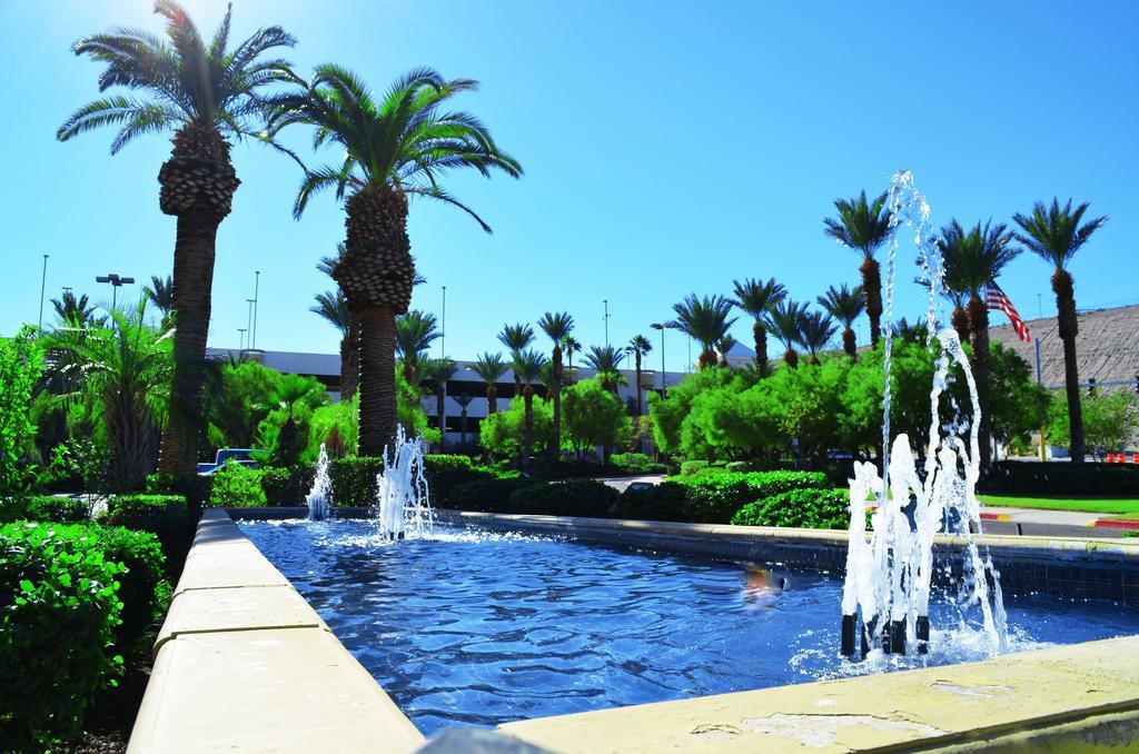 River Resort 4*