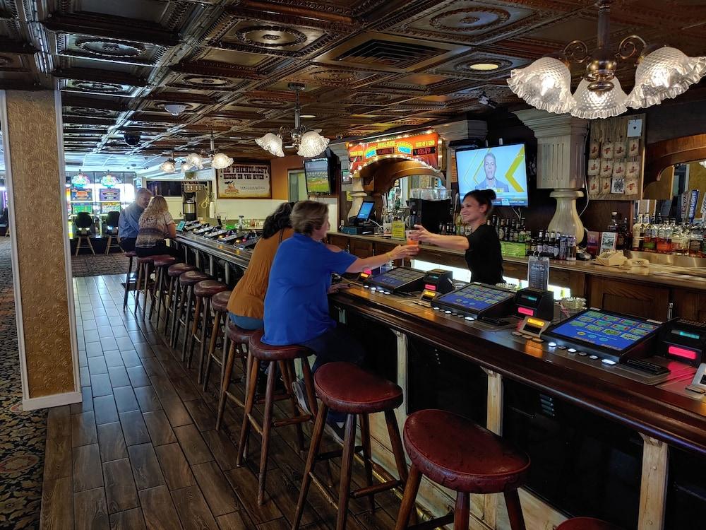 The New Pioneer Hotel Laughlin