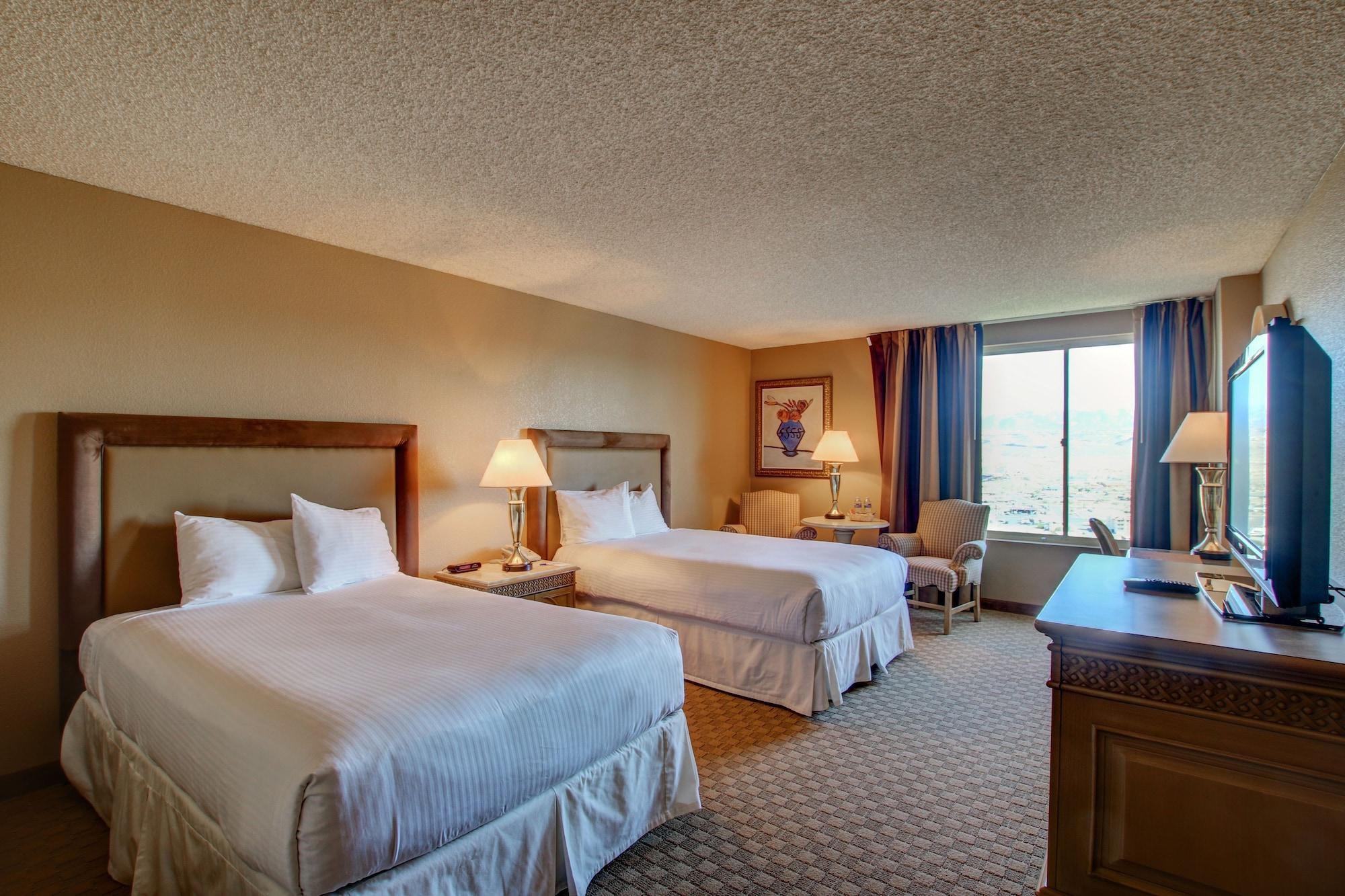 River Resort 4*