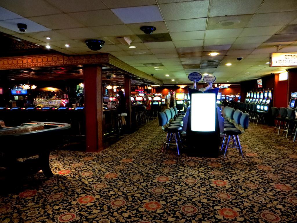 The New Pioneer Hotel 2*