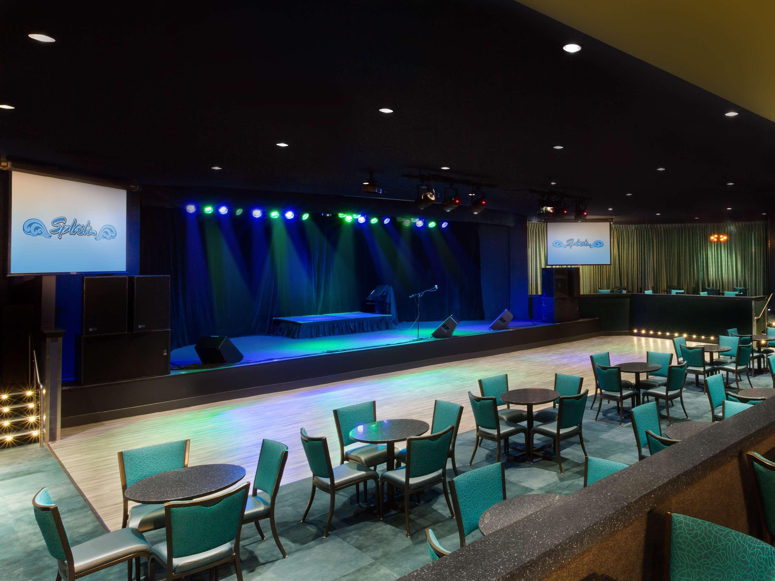 Aquarius Casino 4*