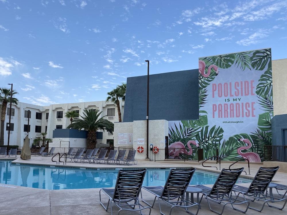 The Edgewater And Casino Resort 3*