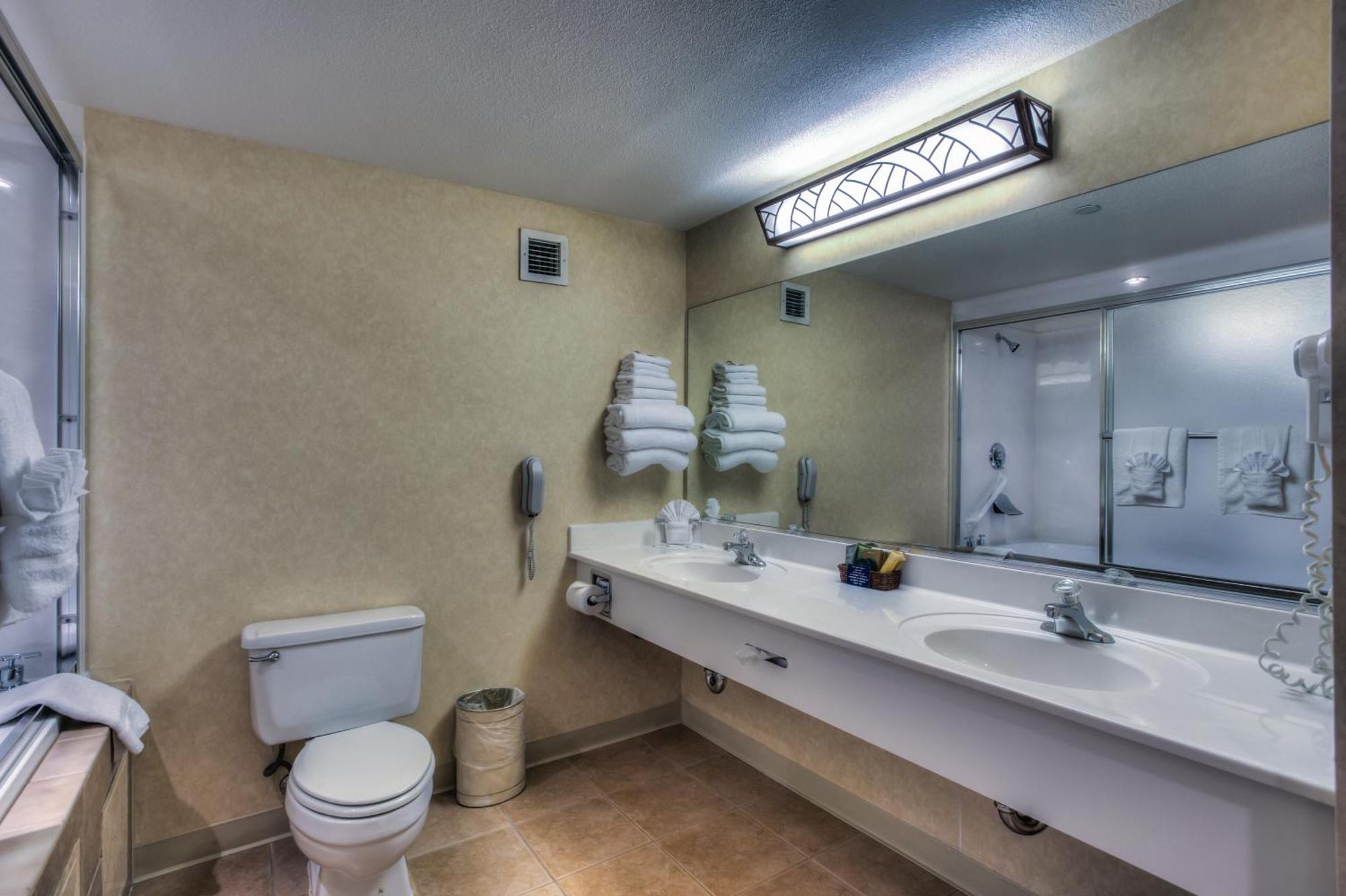 The Edgewater And Casino 3*