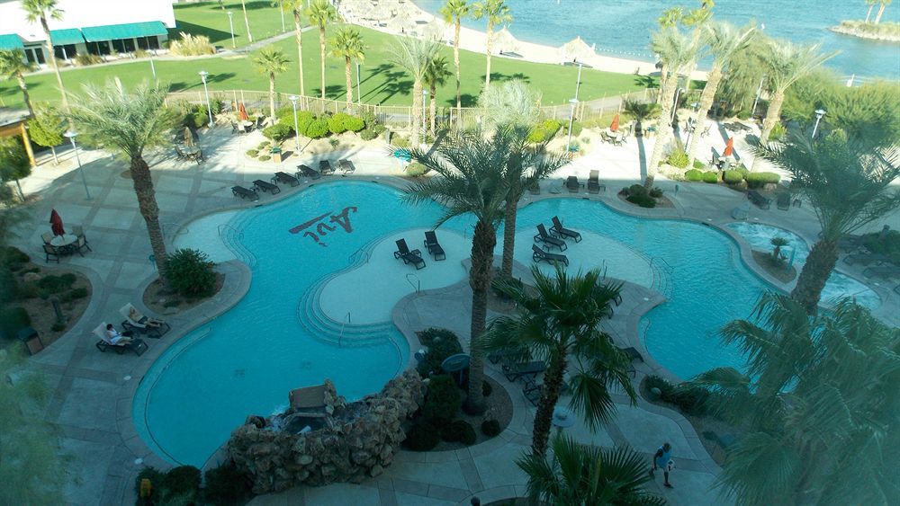 Avi & Casino Resort 3*