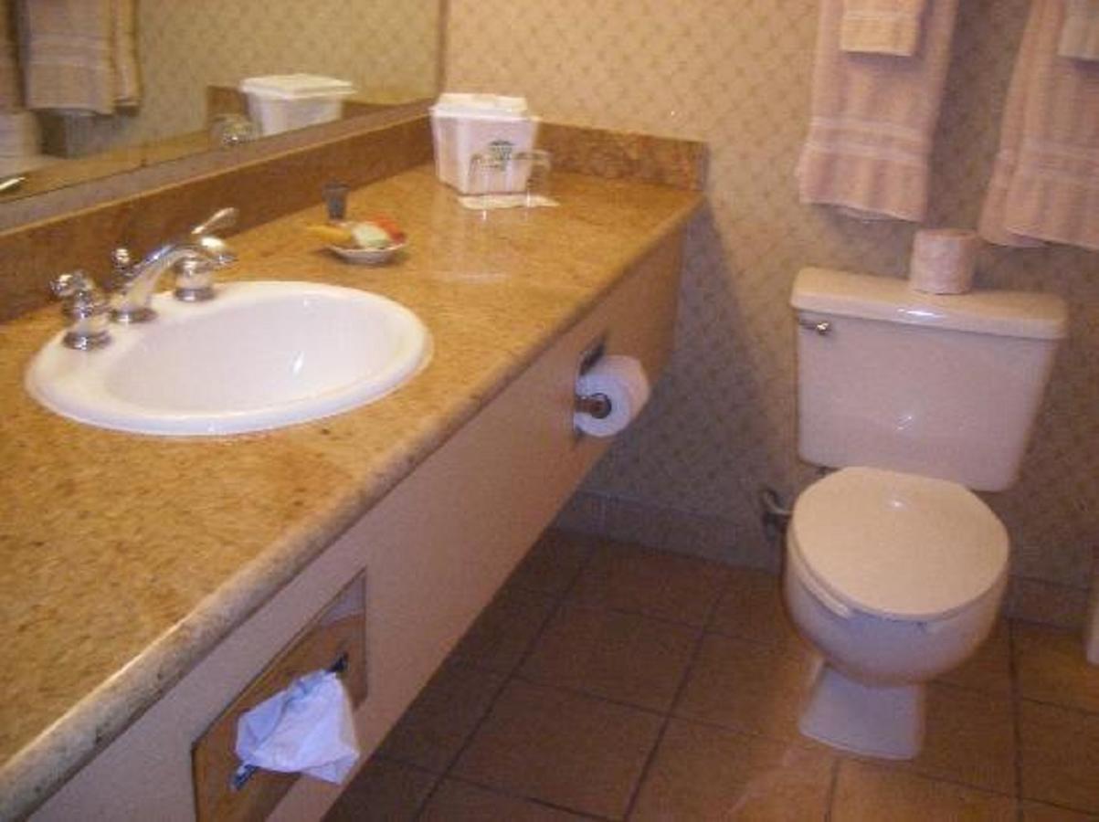 Golden Nugget Resort